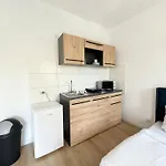 شقة Loft Am Kurpark, Naehe Kurpark, Gop, Balitherme, Mit Waschmaschine U Kueche *