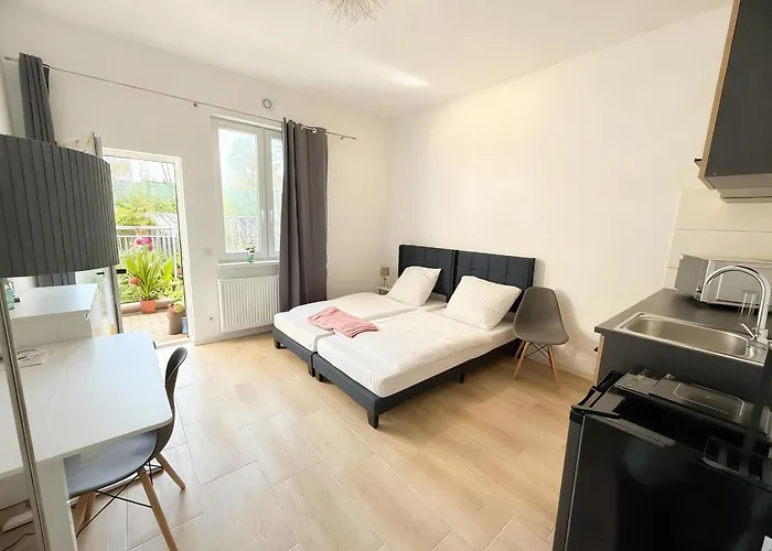 Loft Am Kurpark, Naehe Kurpark, Gop, Balitherme, Mit Waschmaschine U Kueche * באד אויינהאוזן